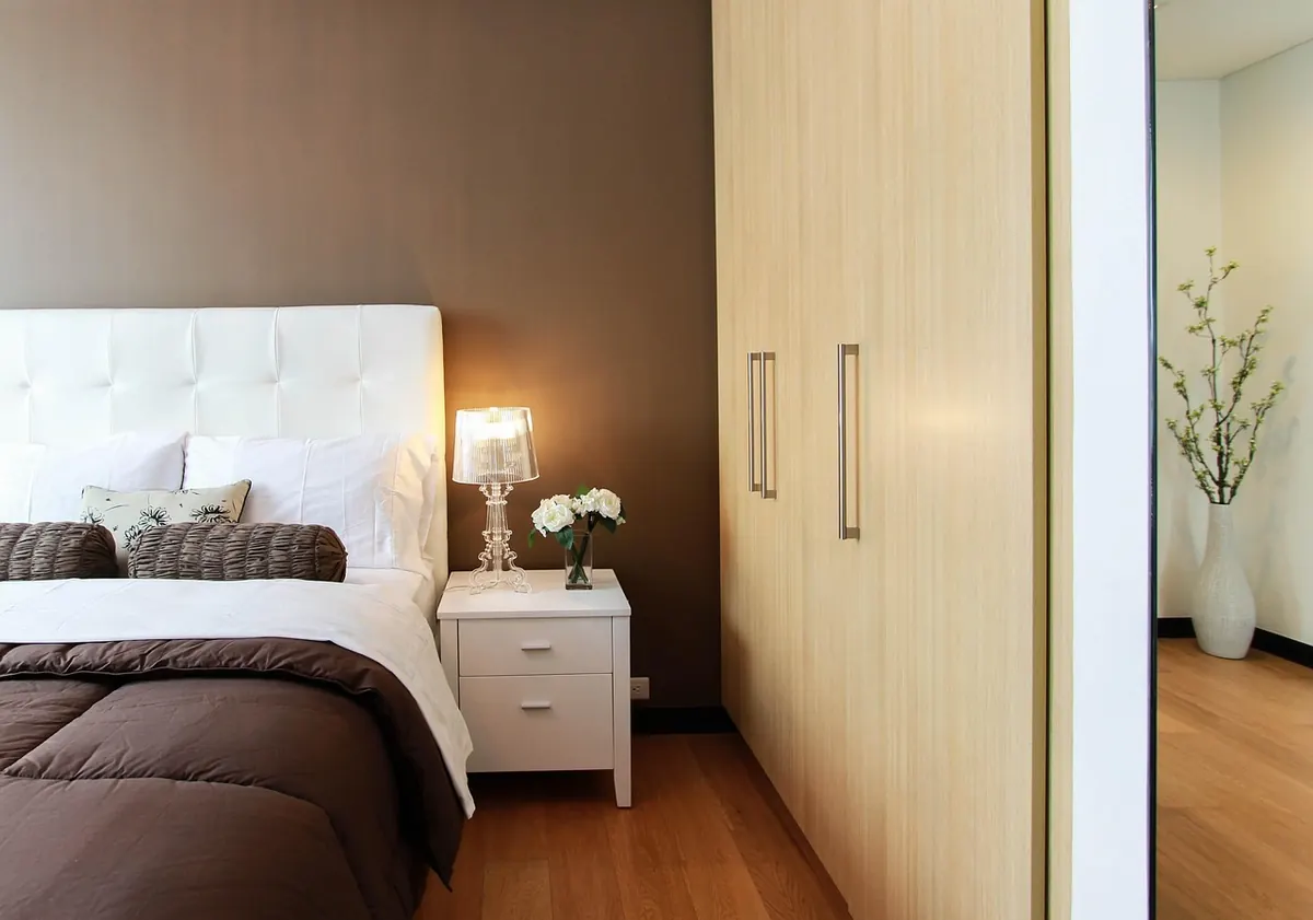 The Five-Minute Evening Diary: A Simple Checklist for Busy Days